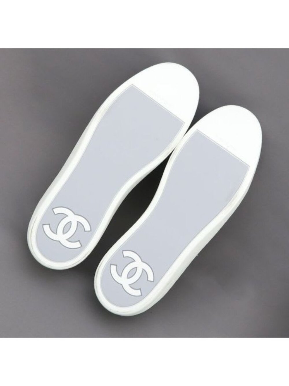 Chanel Sneakers Size 37 - Picture 9 of 9